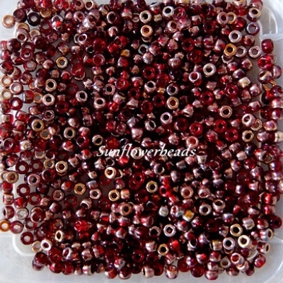 10 Gramm - Matubo Rocailles 8/0 - ruby caprigold